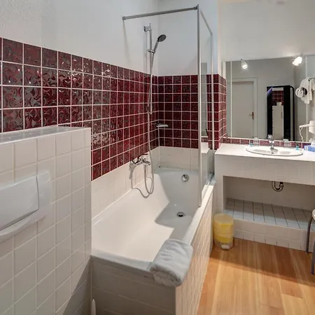 ホテル Leander 3*