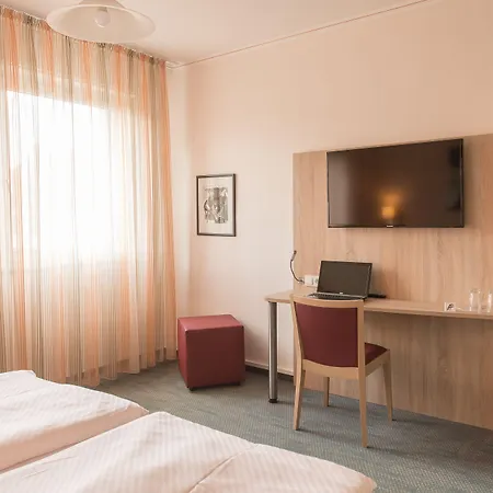Hotel Leander 3*