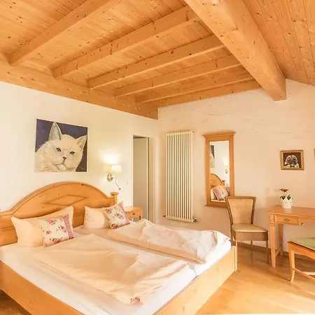 ホテル Leander 3*